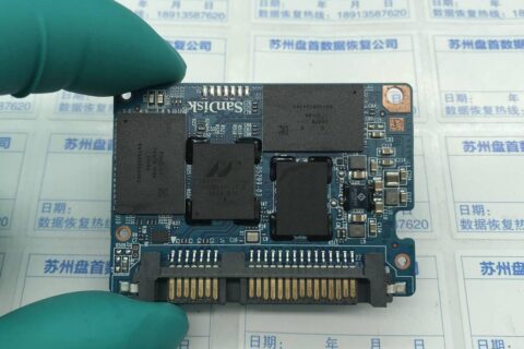 闪迪X400 FLASH坏块原因导致SSD只读开机卡死无法读取数据