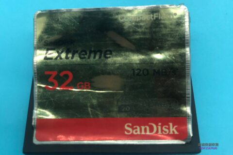 完美修复闪迪32G CF卡无法识别读不出数据芯片级恢复SANDISK 20-82-00549主控