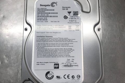 希捷ST500DM002磁头异响损坏敲11声停转,开盘数据恢复成功
