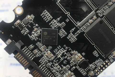 辛士达120G固态硬盘掉盘无法识别不认盘客户的业务管理系统数据库文件完美恢复成功
