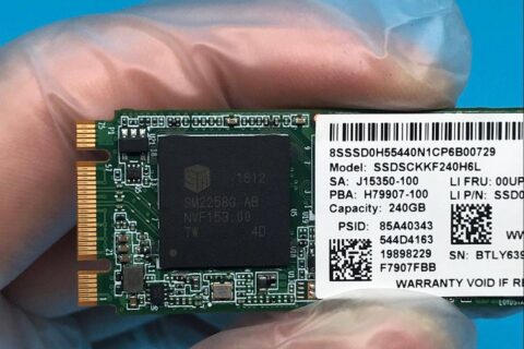 英特尔240G开机卡LOGO界面SM2258G主控SSDSCKKF240H6L数据恢复完美成功
