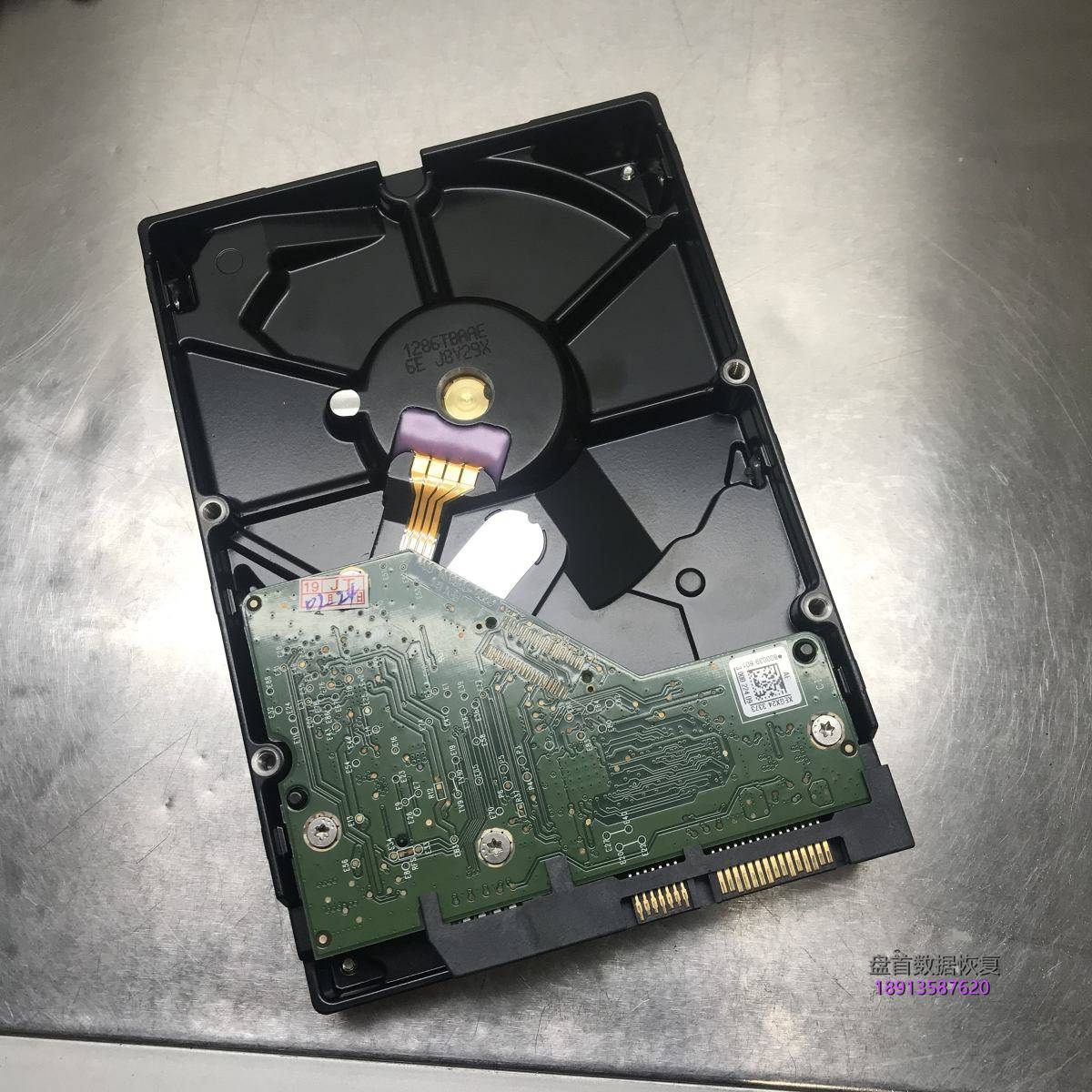 WD西部数据硬盘通电异响发出敲打盘片的声音开盘数据恢复成功