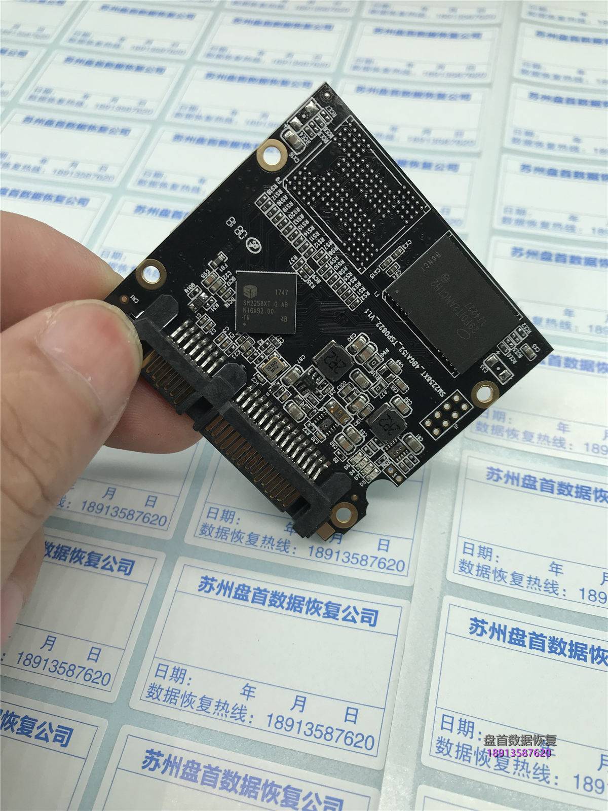 成功恢复SM2258XT主控的金泰克S300固态硬盘无法识别不读盘