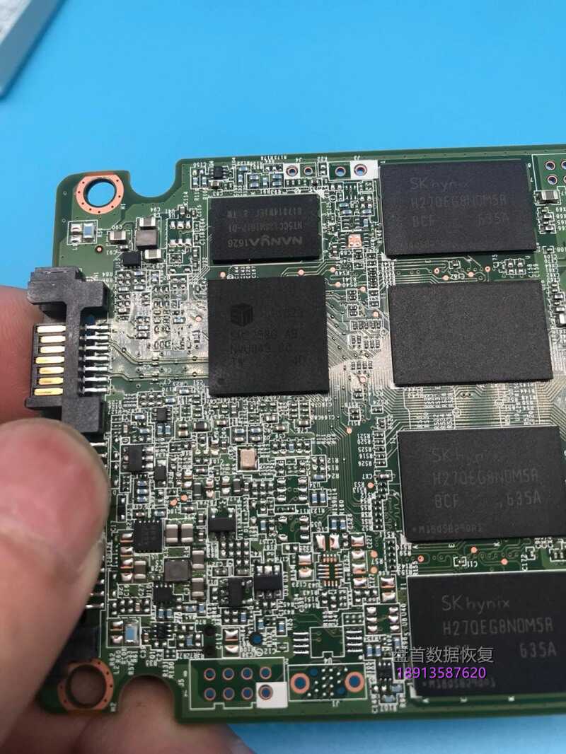 intel 英特尔SSDSC2KK256H6固态硬盘掉盘SM2258G无法识别数据完美恢复