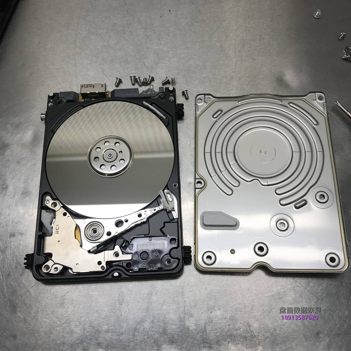 WD Elements 500G移动硬盘磁头损坏敲盘异响开盘数据恢复成功