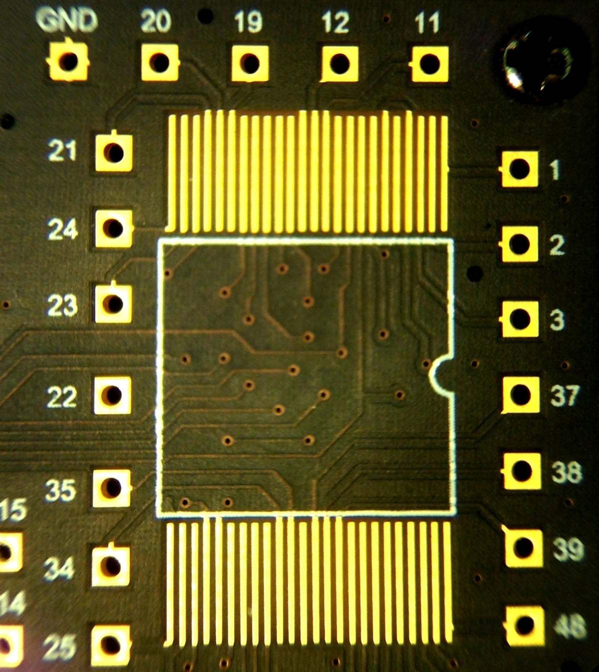 PC-3000 Flash电路板适配器和TSOP-48内存芯片