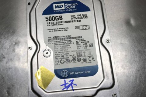 WD5000AAKX-001CA0硬盘磁头损坏敲盘异响