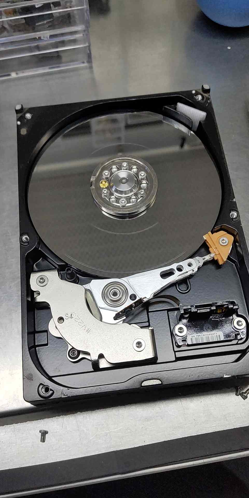 WD5000AAKX-001CA0西数500G硬盘二次开盘恢复成功