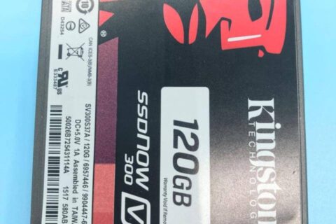 金士顿SV300S37A假的SSD固态硬盘掉盘不识别SM2246XT主控芯片拆芯片数据恢复成功