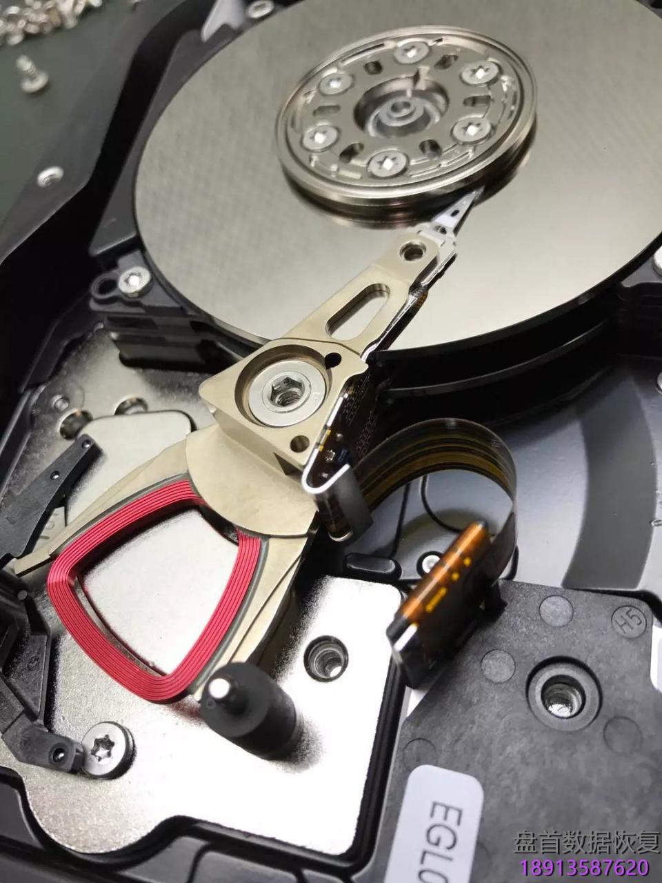 成功恢复Vmware ESXI 5.5单盘服务器,希捷SAS600G磁头损坏