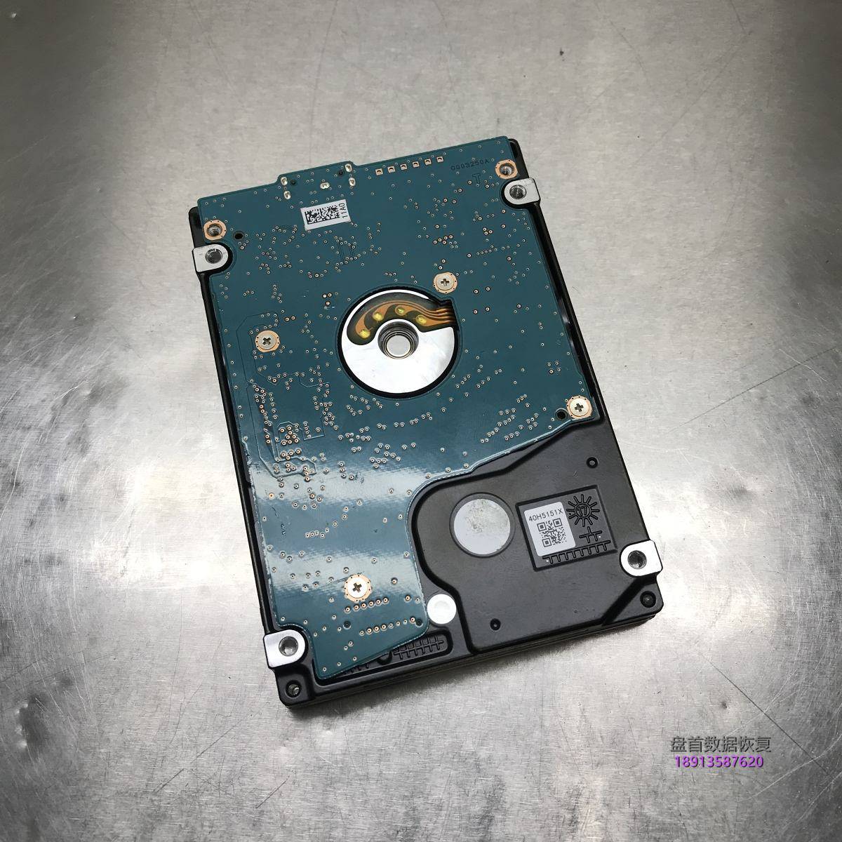 东芝3TB移动硬盘MQ03UBB300摔了一下磁头损坏开盘数据恢复成功