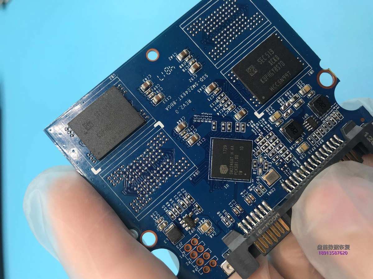 SM2246XT无法识别杂牌120GSSD固态硬盘无法读取数据信管飞进销存数据库完美恢复
