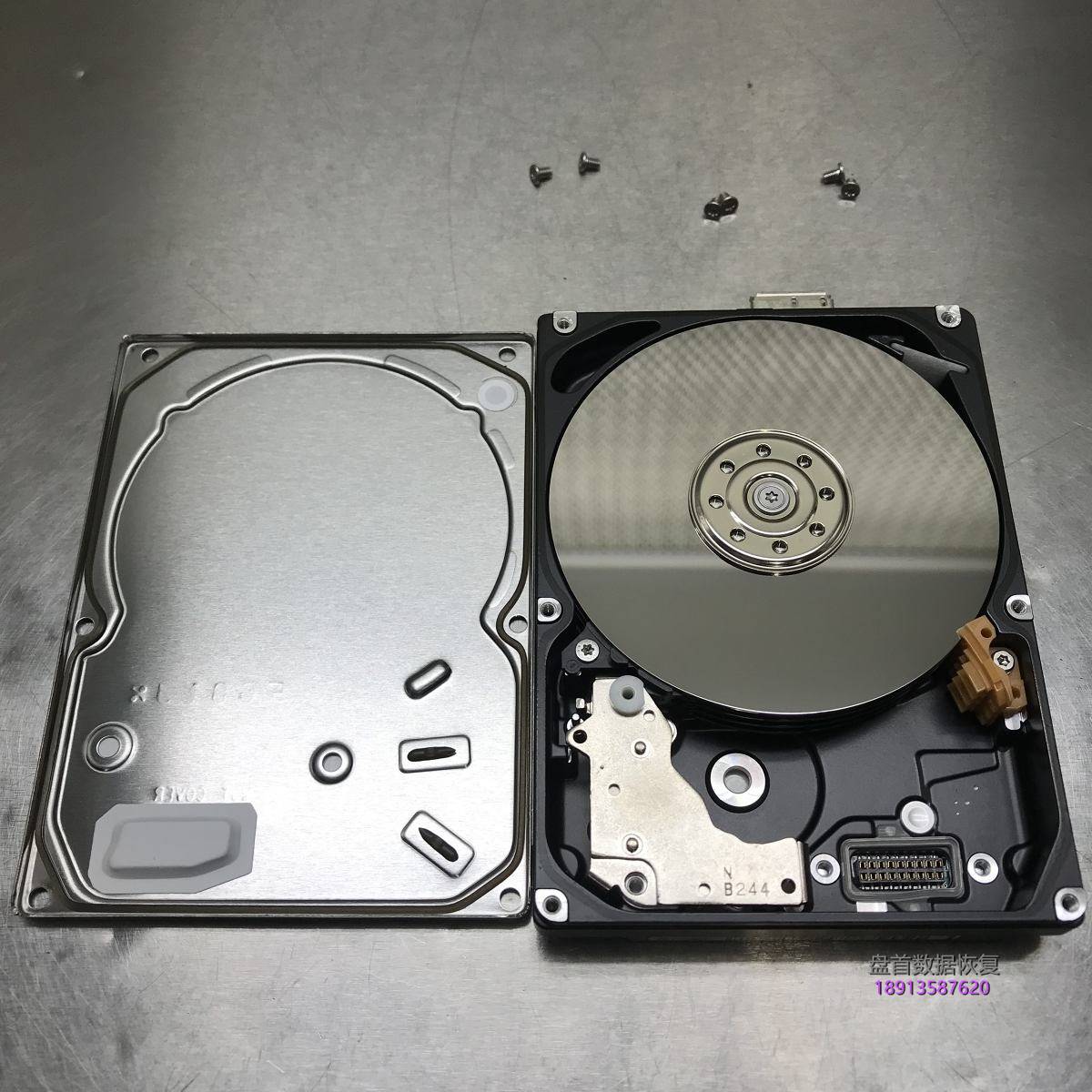 东芝3TB移动硬盘MQ03UBB300摔了一下磁头损坏开盘数据恢复成功
