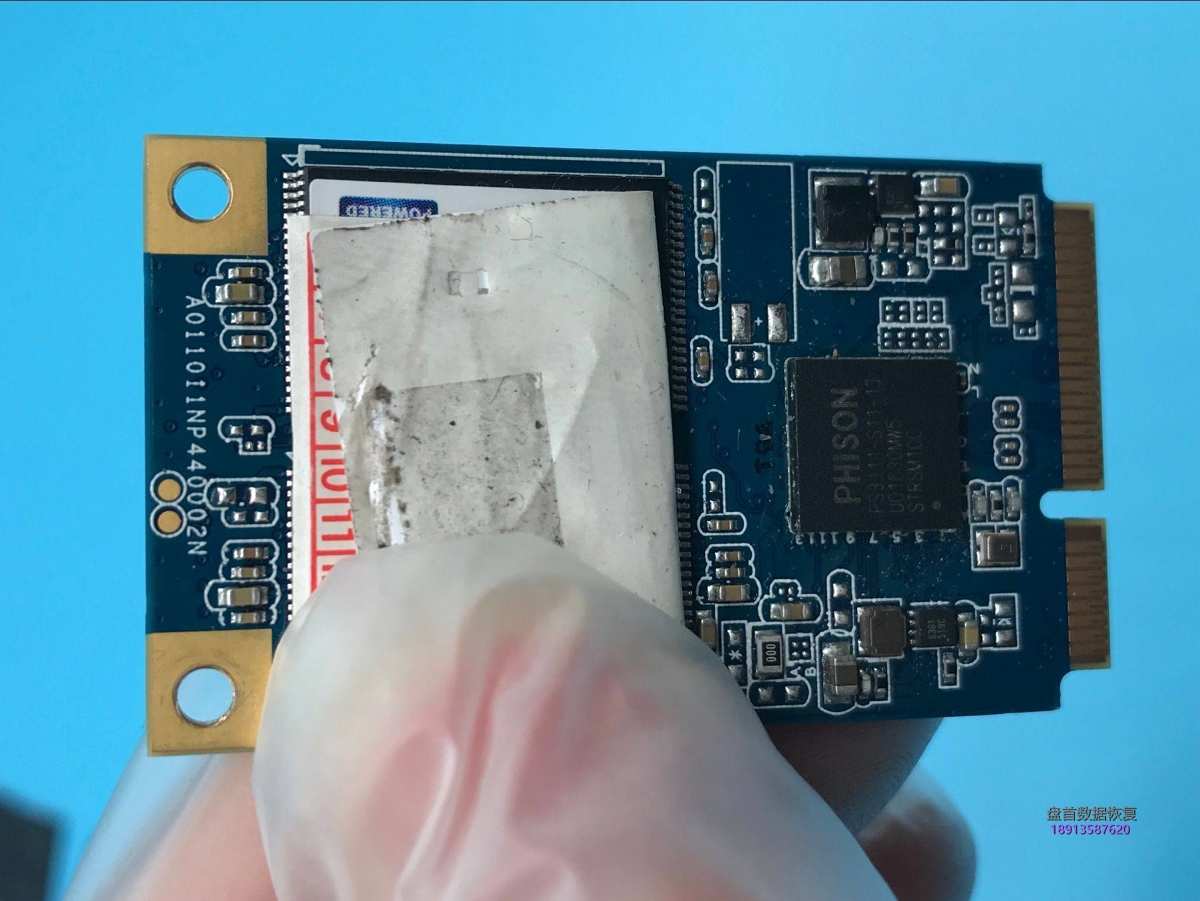固态硬盘变成SATAFIRM S11群联PHISON PS3111固件门通病数据恢复